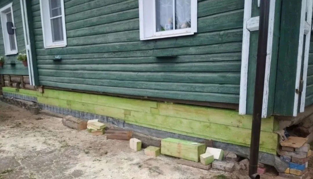 Утепление цоколя и основания деревянного дома